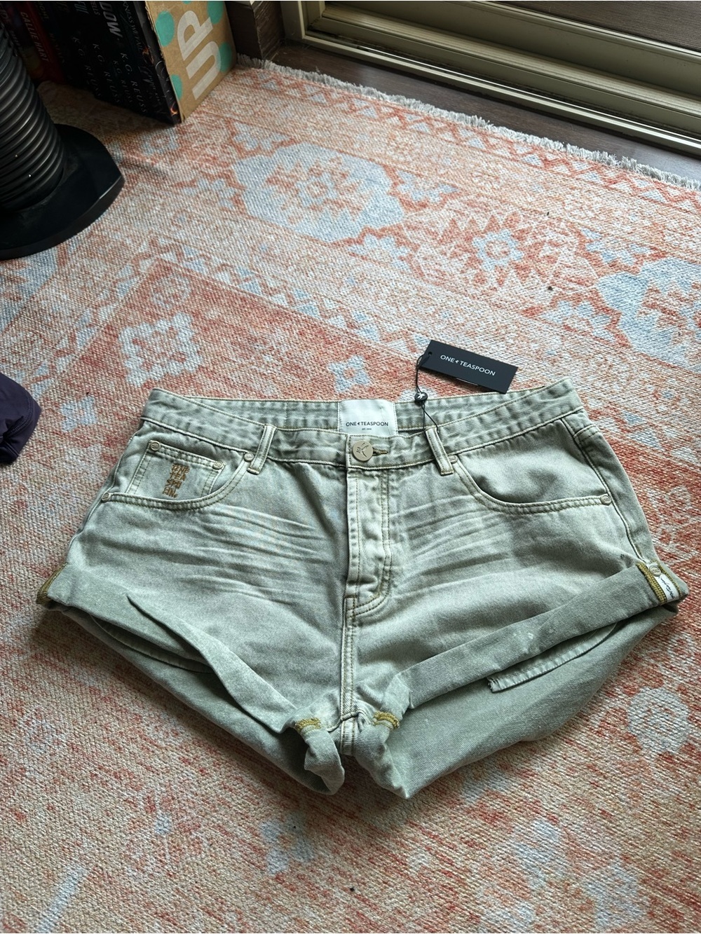 NWT one teaspoon Bandits Low Waist Denim Shorts Antique Khaki boho free people - Picture 3 of 11